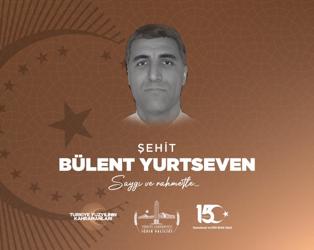Omuz omuza gururla ay yıldızı savunanlar